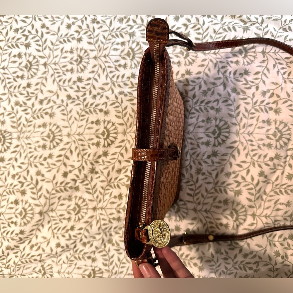 Brahmin Tisbury Collection Woven Straw & Croc Leather Purse/Crossbody - Picture 6 of 16